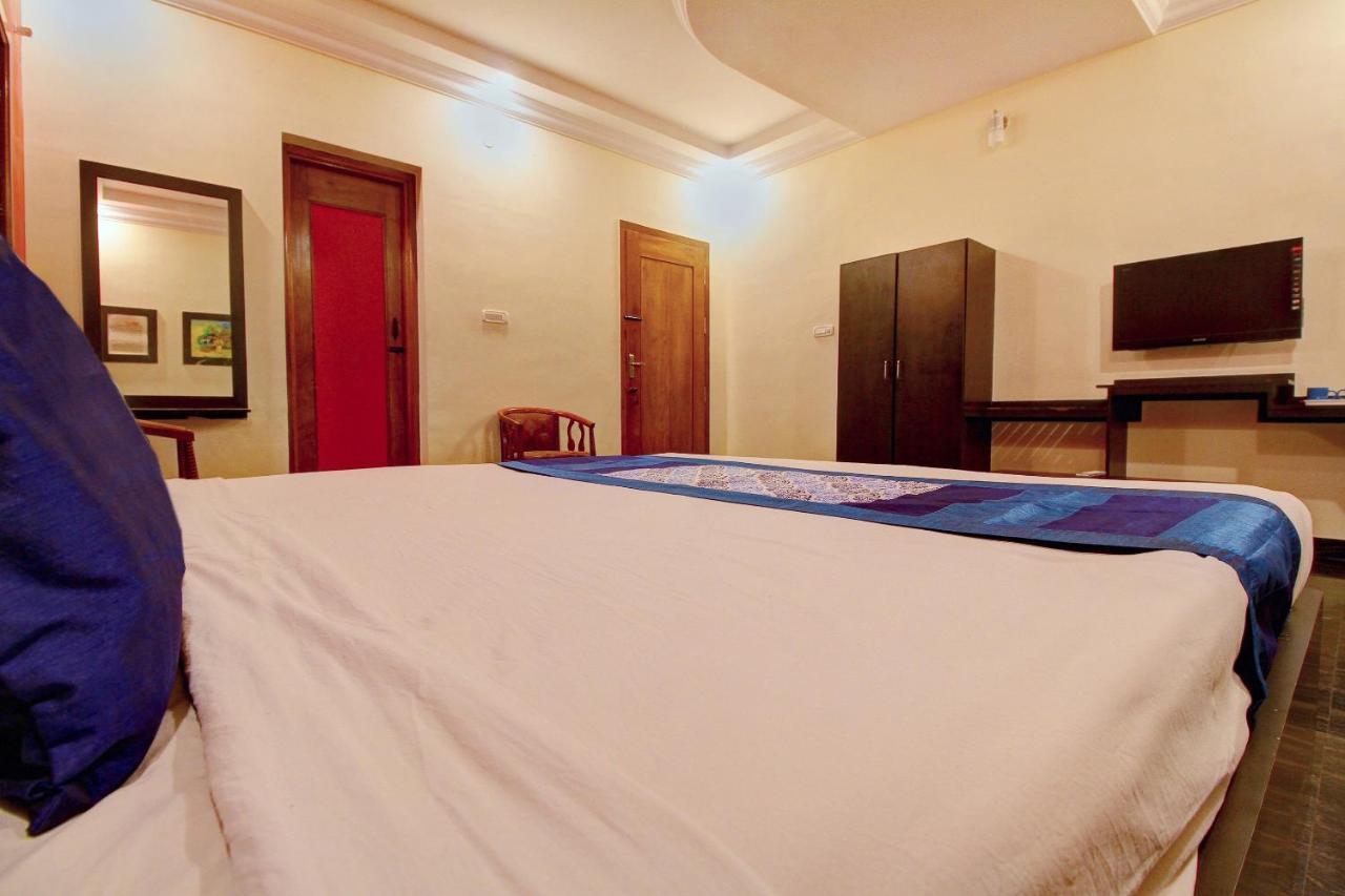 Bed and Breakfast Oyo 7355 Covinille Maduraj Zewnętrze zdjęcie