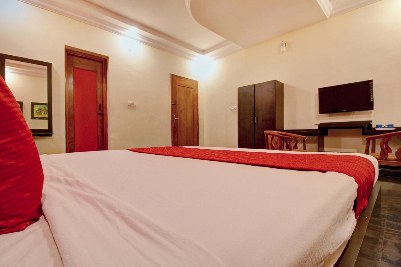 Bed and Breakfast Oyo 7355 Covinille Maduraj Zewnętrze zdjęcie